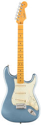 Ultra Luxe 60s Strat MN IBM Ice Blue Metallic
