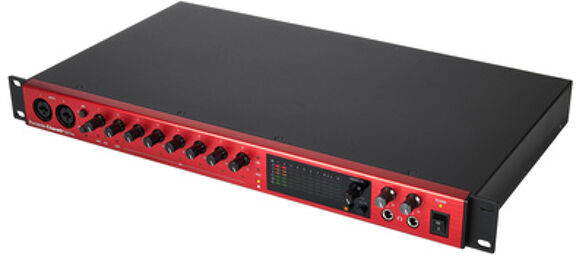 Clarett+ 8Pre