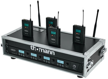 Quad B 823 4 CH Rack