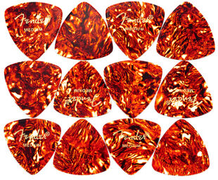 Triangle Picks Shell Set Med