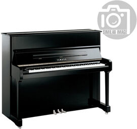 P 121 M SH3 PEC Silent-Piano Noir poli avec garniture chromée