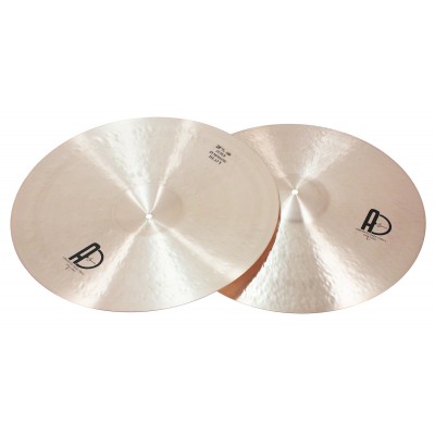Cymbales Frappées 20