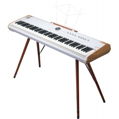 Astrolab 88 Blanc et son stand