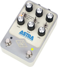 UAFX Astra Modulation Machine