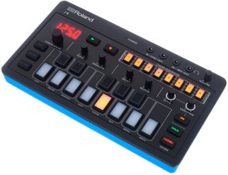 AIRA Compact J-6 Chord Synth