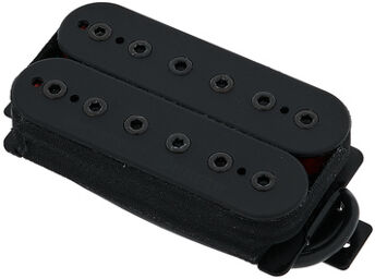 Blackened Black Winter Neck Noir mat avec logo noir