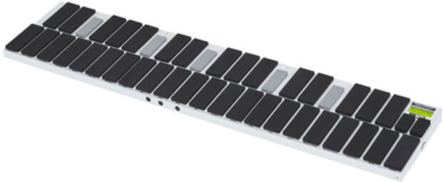 8.5 w Pro - 3 Octave Keyboard